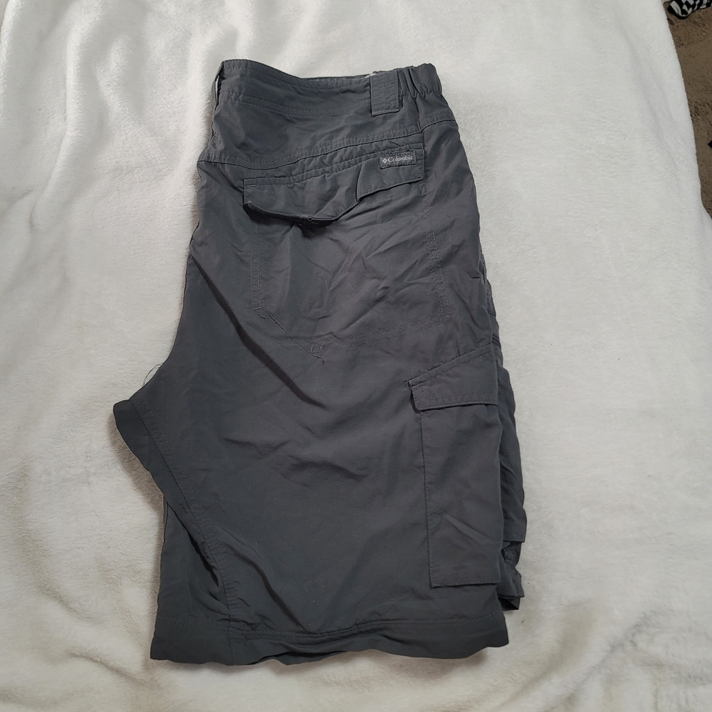 Columbia Mens Shorts Sz 38 Omnishade Gray Outdoor Shade Protection Nylon